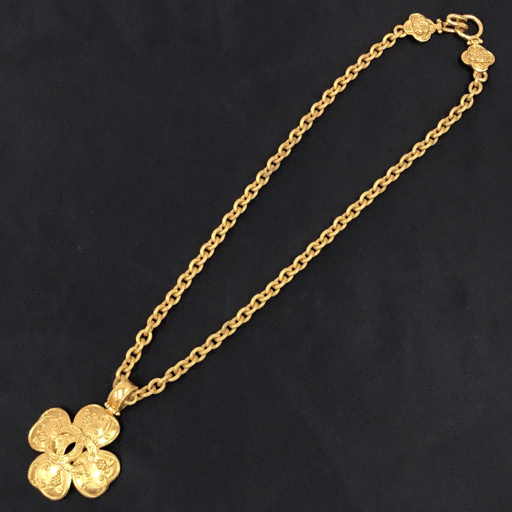 シャネル チェーンネックレス ココマーク クローバー 96 A ゴールドカラー CHANEL
